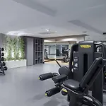 מלון Radisson Aliaga