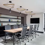 מלון Radisson Aliaga