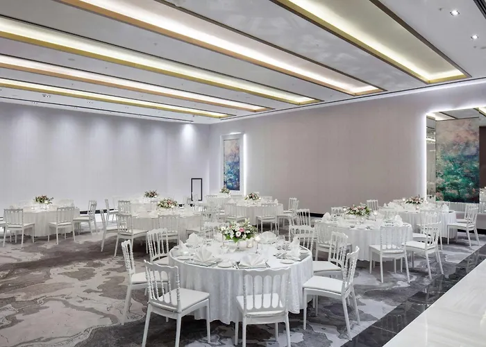 Radisson Aliaga Hotel