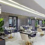 Radisson Aliaga
