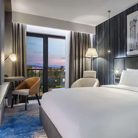 Hotel Radisson Aliaga