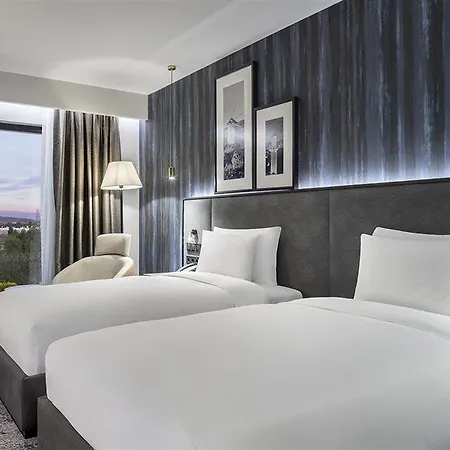 Отель Radisson Aliaga