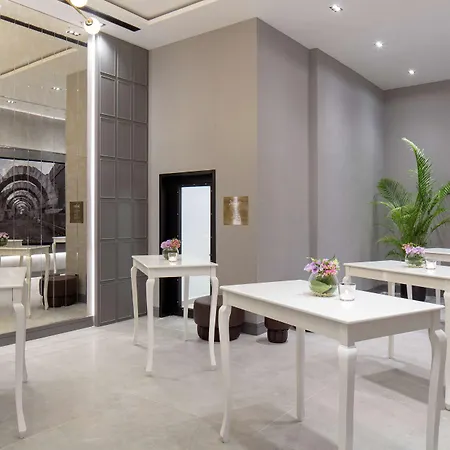 Radisson Aliaga Hotel