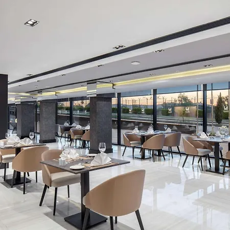 Hotel Radisson Aliaga