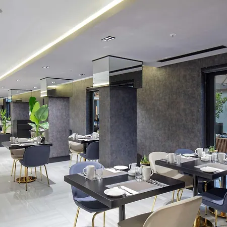 Radisson Aliaga Hotel 5*