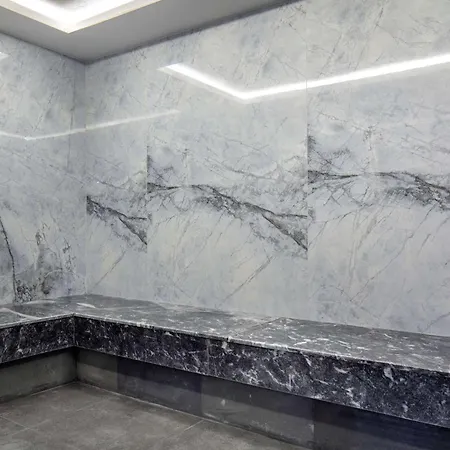 Radisson Aliaga Hotel