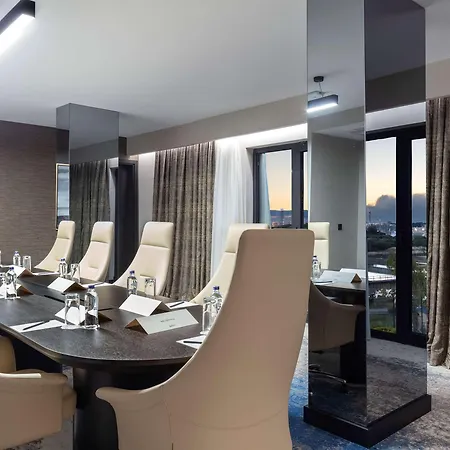 酒店 Radisson Aliaga 5*