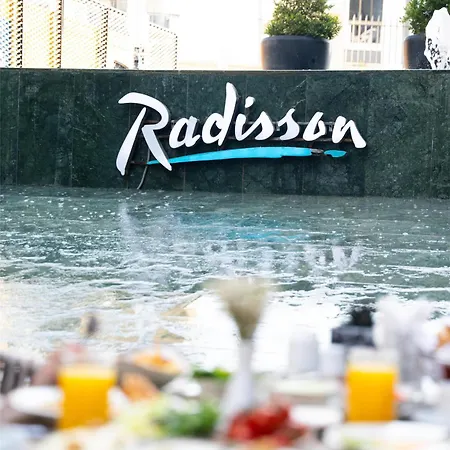 Radisson Aliaga
