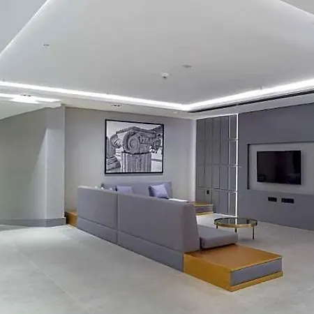 Radisson Aliaga Отель