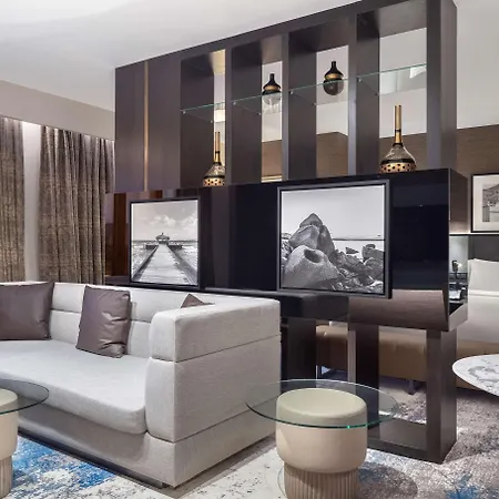 Radisson Aliaga فندق