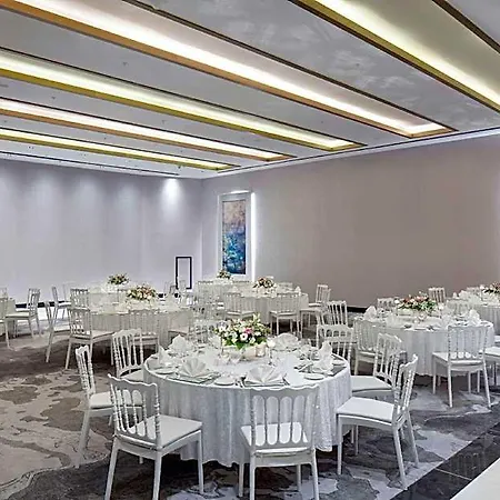 Radisson Aliaga Hotel