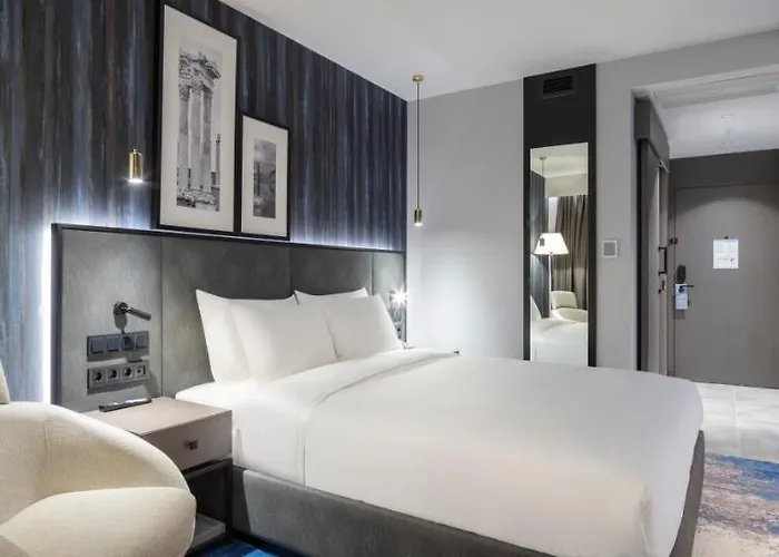 فندق Radisson Aliaga 5*