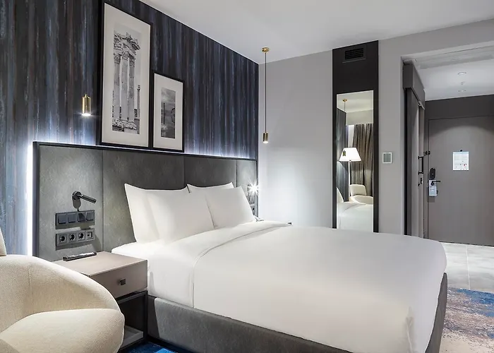 Radisson Aliaga Szálloda
