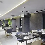 Radisson Aliaga