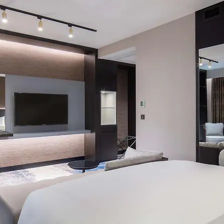 Radisson Aliaga فندق إزمير