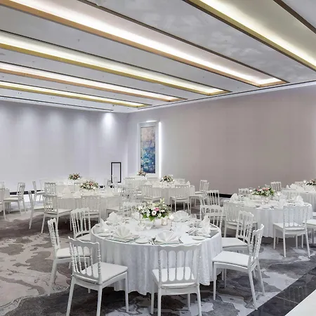 Radisson Aliaga 5*