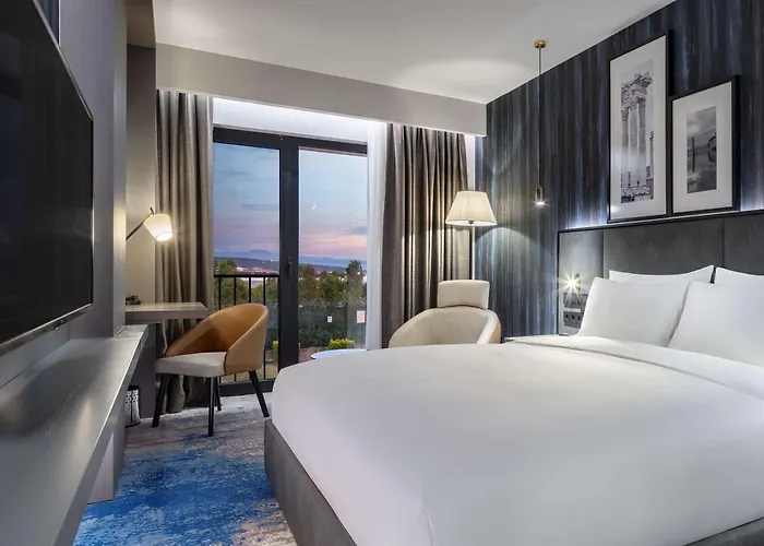 Hotel Radisson Aliaga